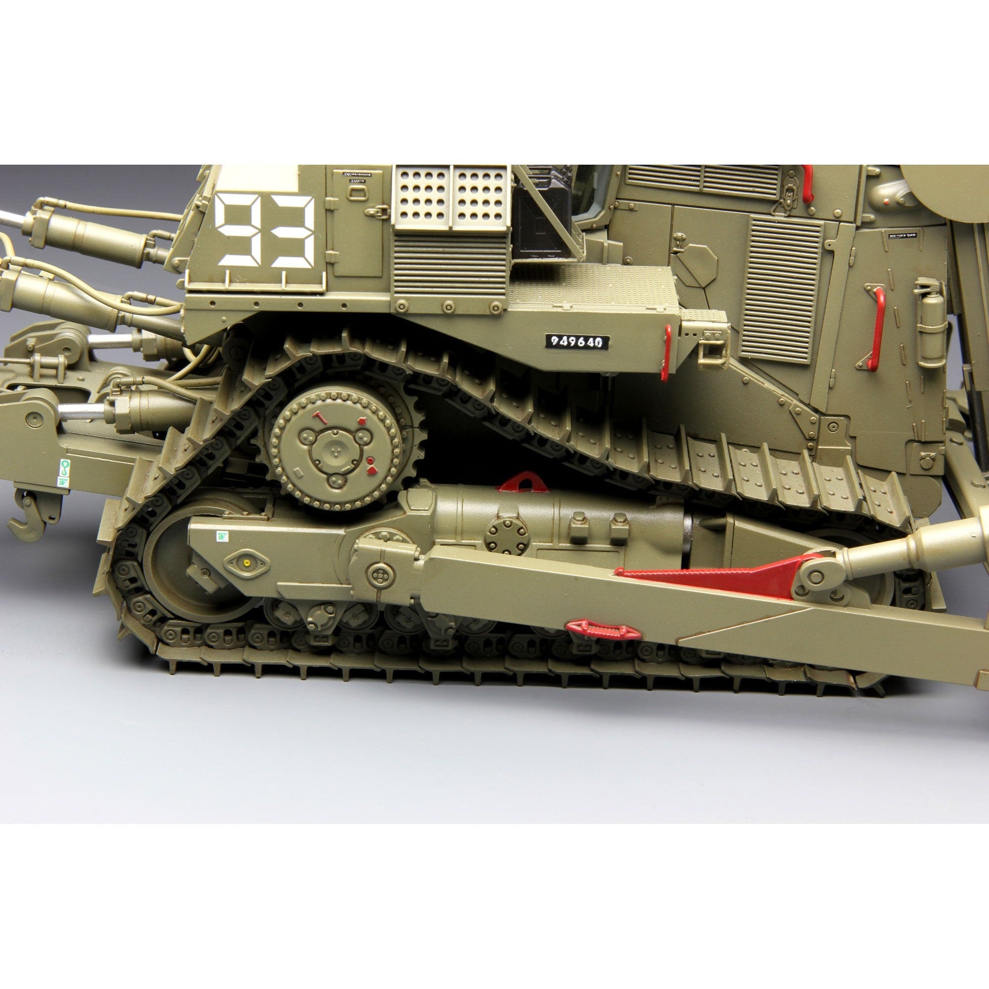 1/35 D9R Armored Bulldozer Plastic Model Kit