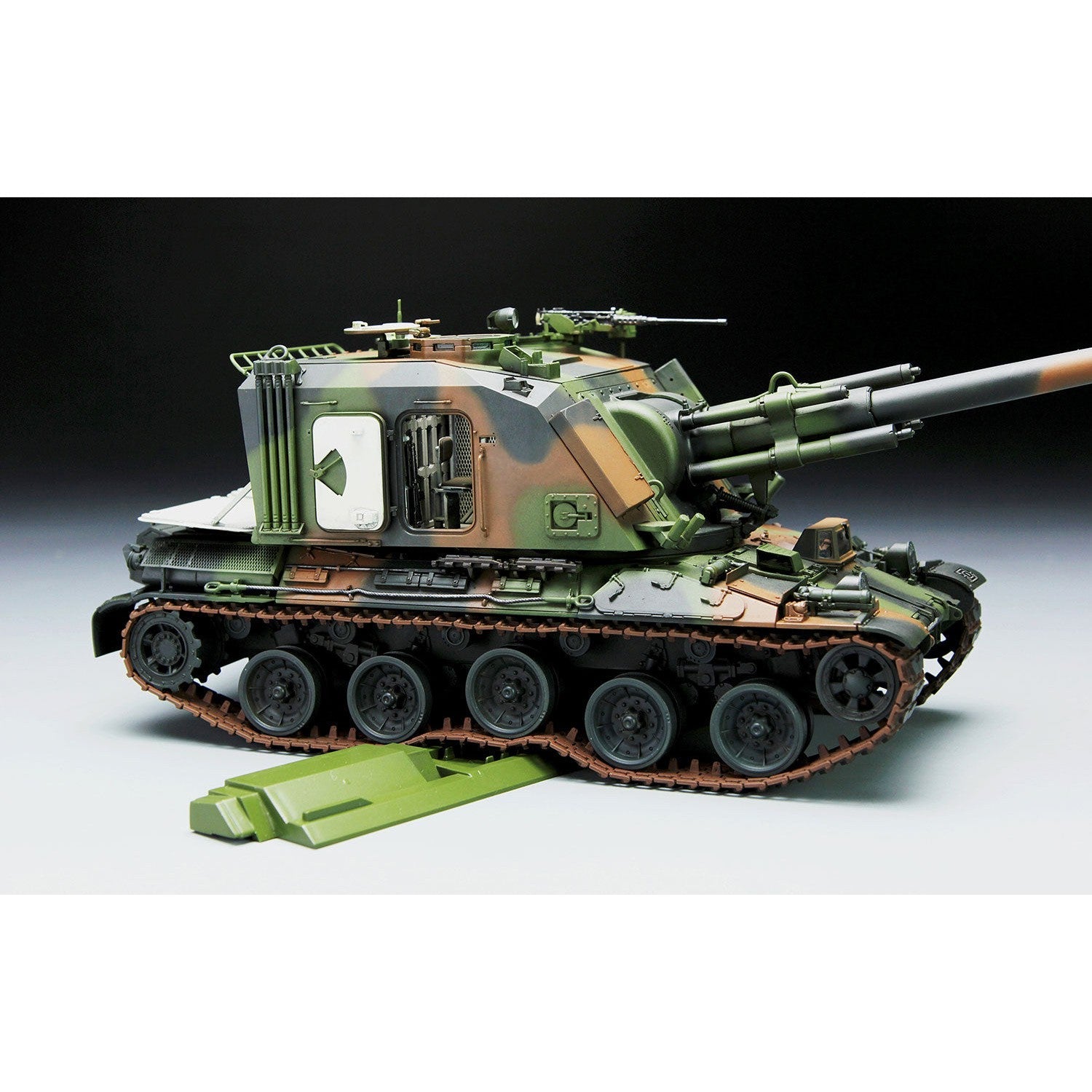 1/35 French AUF1 155mm Self-Propelled Howitzer